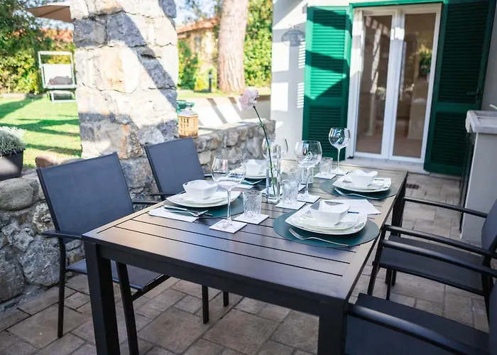 Gardenhouse 사르자나