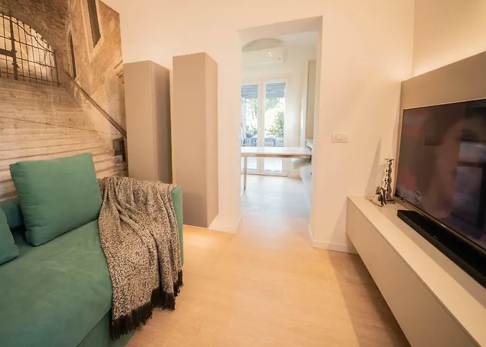 아파트 Gardenhouse 사르자나