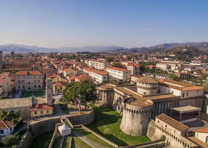 아파트 Gardenhouse 사르자나